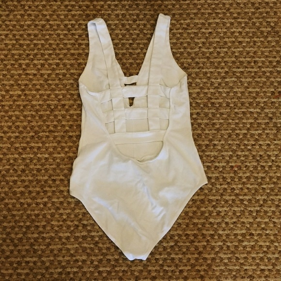 Solemio Tops - New! Back Ladder Bodysuit 😍